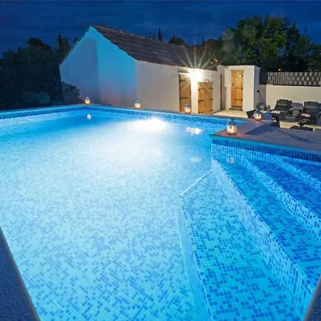 Casa Ambi - With Pool On The Island Ciovo * Trogir